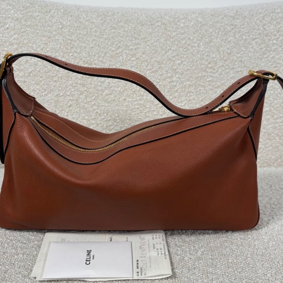 Authentic Celine Medium Romy Tan Supple Calfskin Gold Hardware - Picture 4 of 14